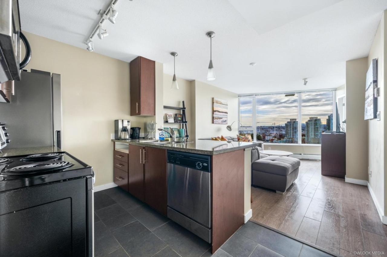 Explore Vancouver Downtown From Luxury 1 Bed/Bath Экстерьер фото